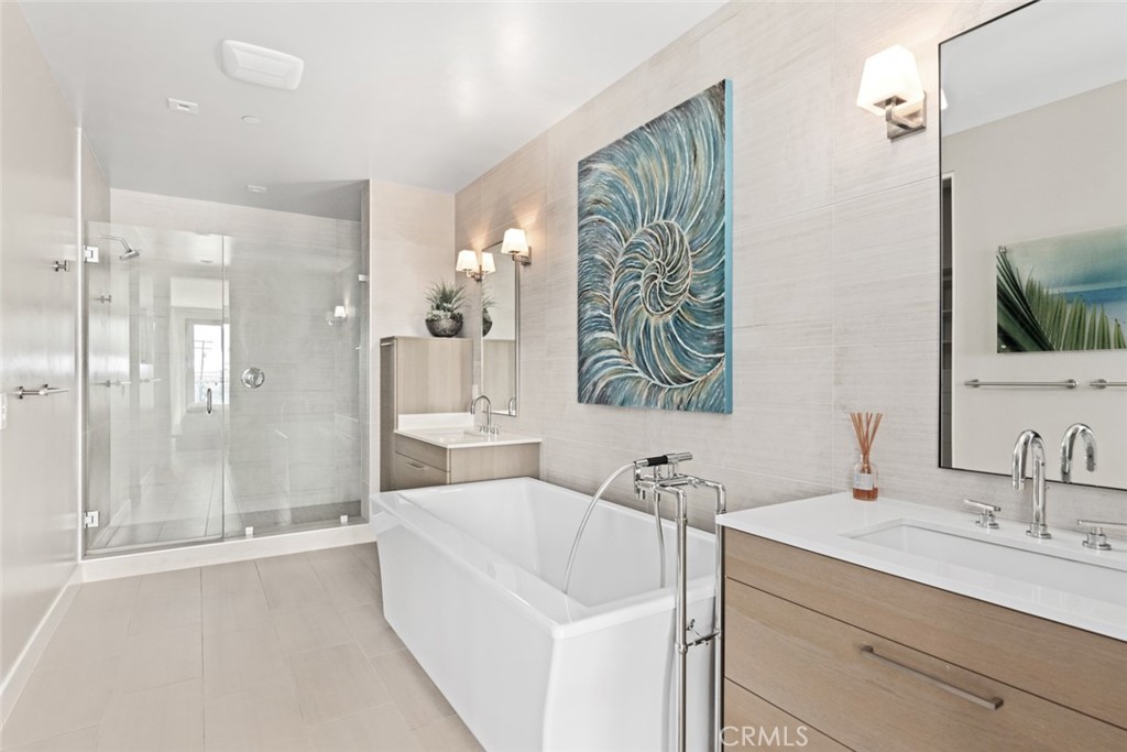2280 Newport Boulevard 203, Newport Beach CA 92663 - photo 6