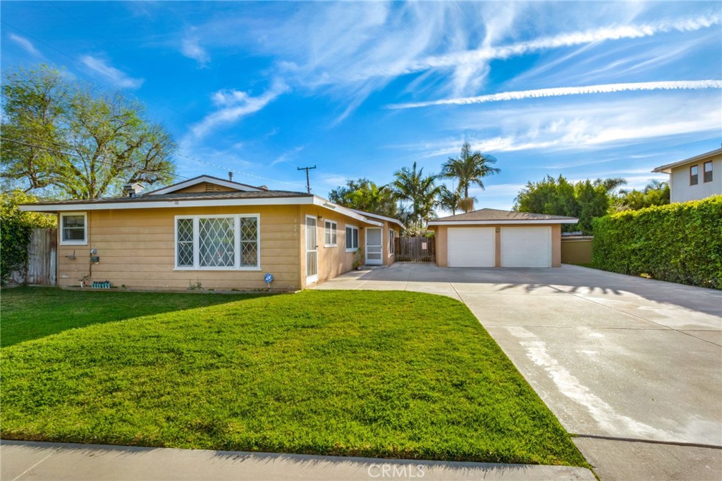 2292 Orchard, Newport Beach CA 92660 - photo 1