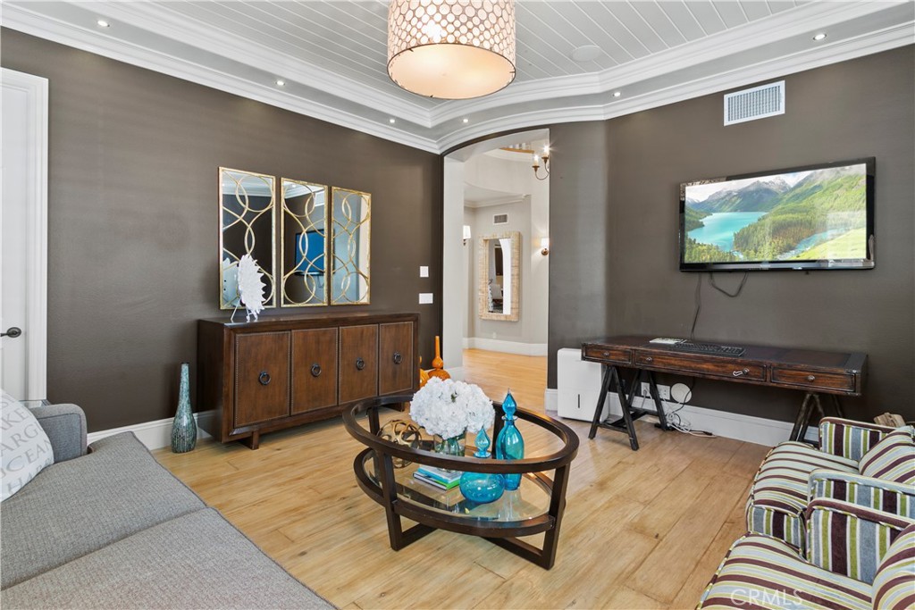23 Boardwalk, Newport Beach CA 92660 - photo 17
