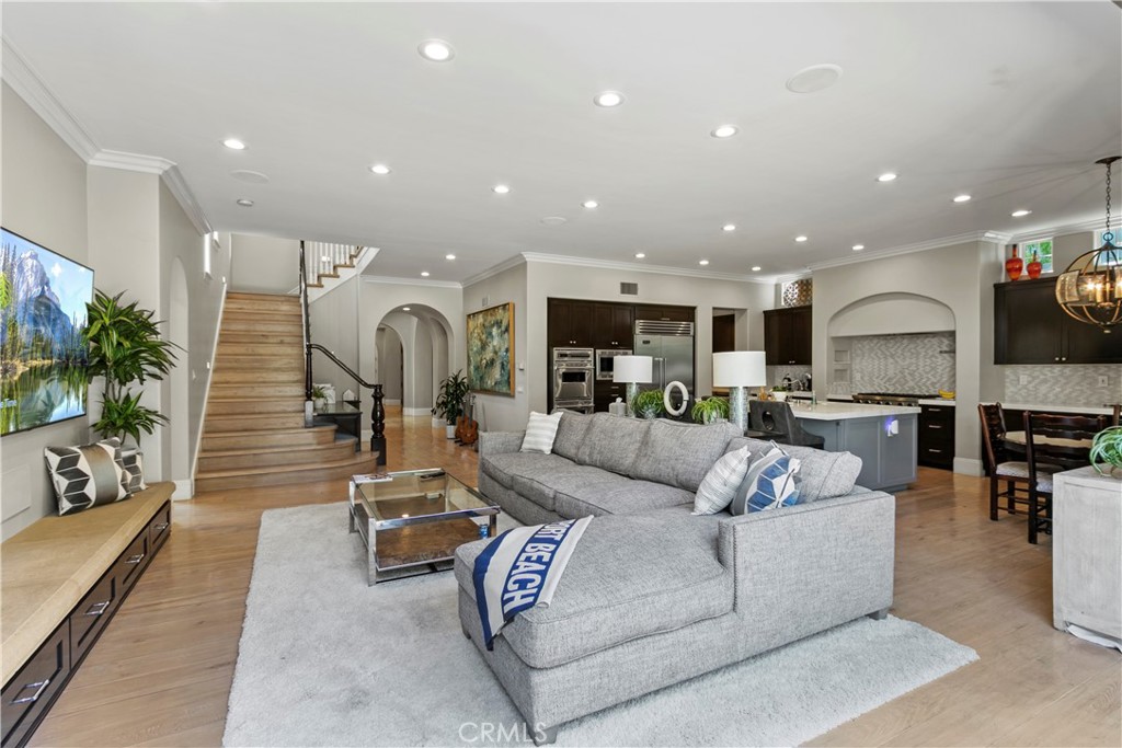 23 Boardwalk, Newport Beach CA 92660 - photo 22