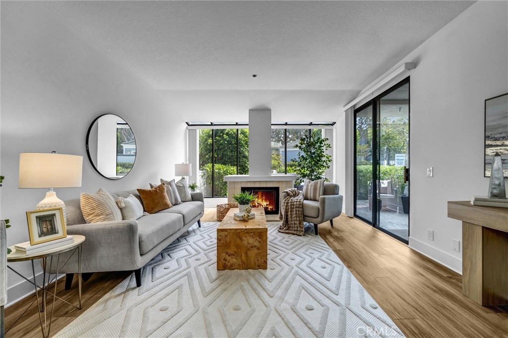 230 Lille 102, Newport Beach CA 92663 - photo 3