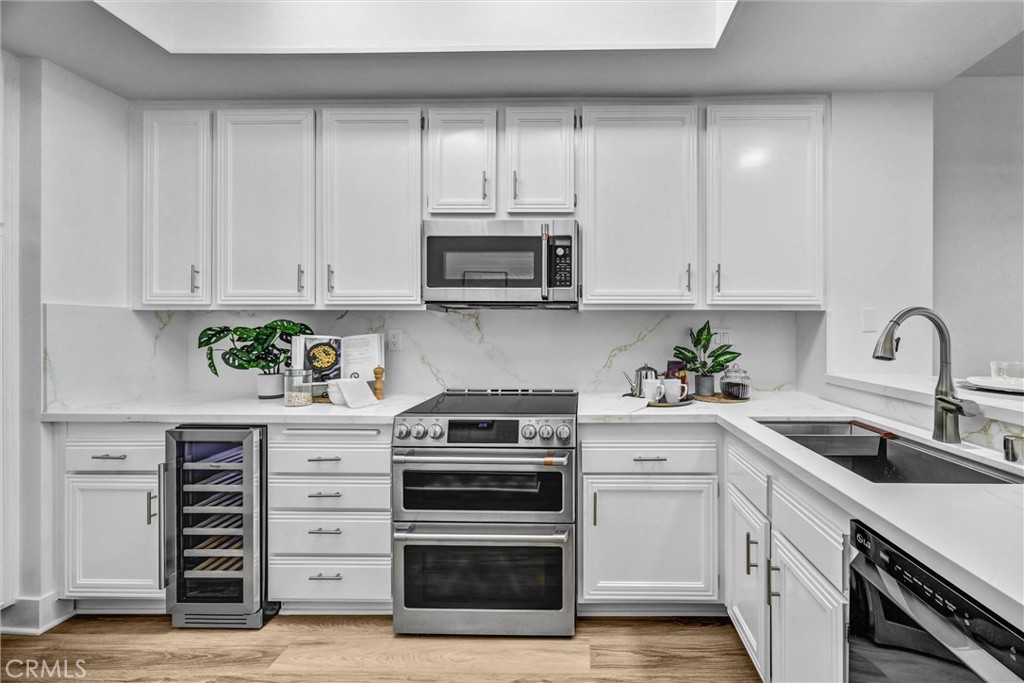 230 Lille 102, Newport Beach CA 92663 - photo 12