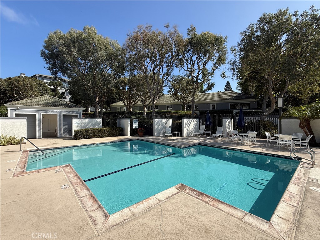 230 Lille 202, Newport Beach CA 92663 - photo 15
