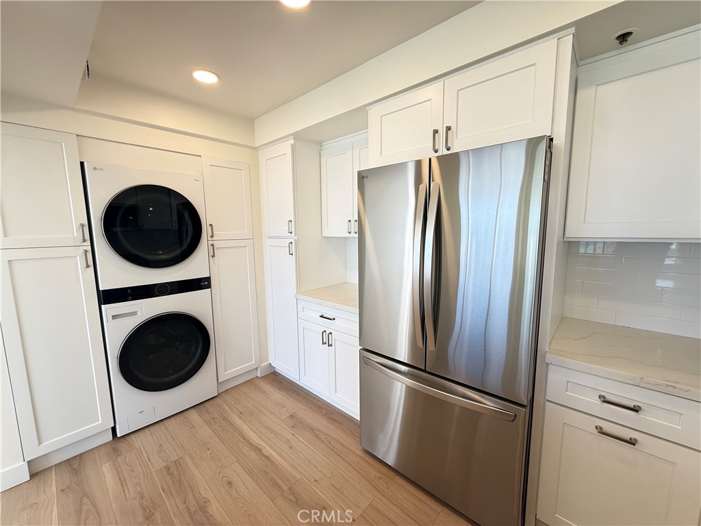 230 Lille Lane 308, Newport Beach CA 92663 - photo 7