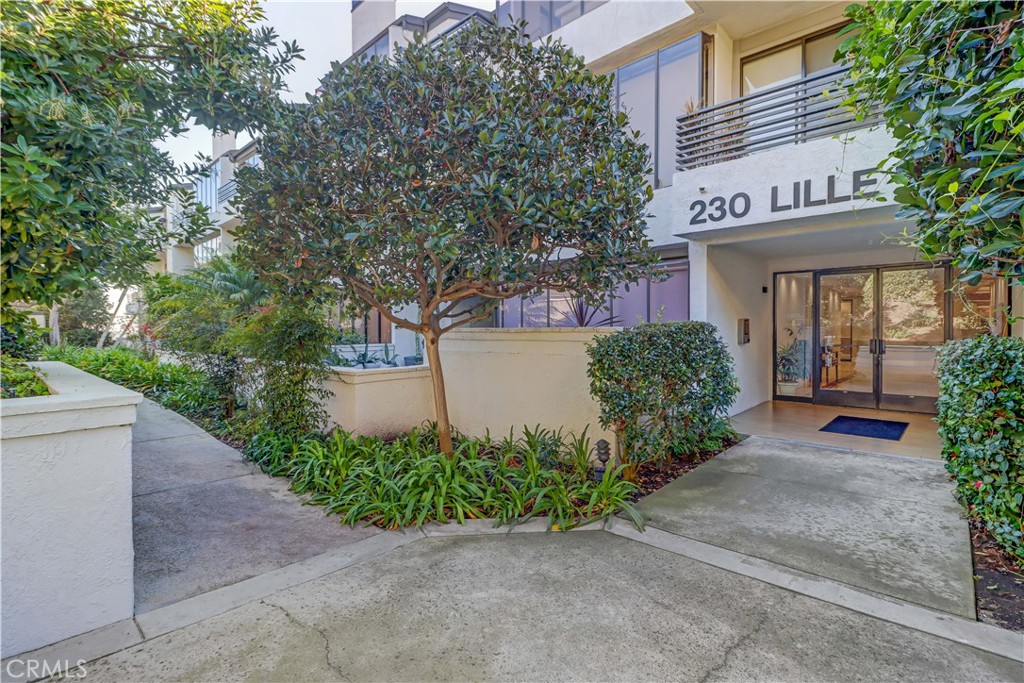230 Lille, Newport Beach CA 92663 - photo 1