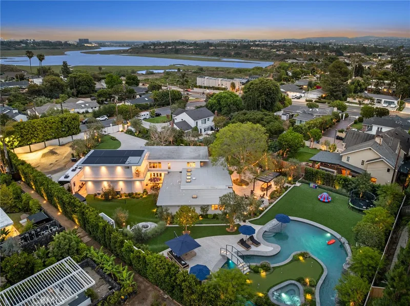 2301 Santiago Drive, Newport Beach, CA 92660