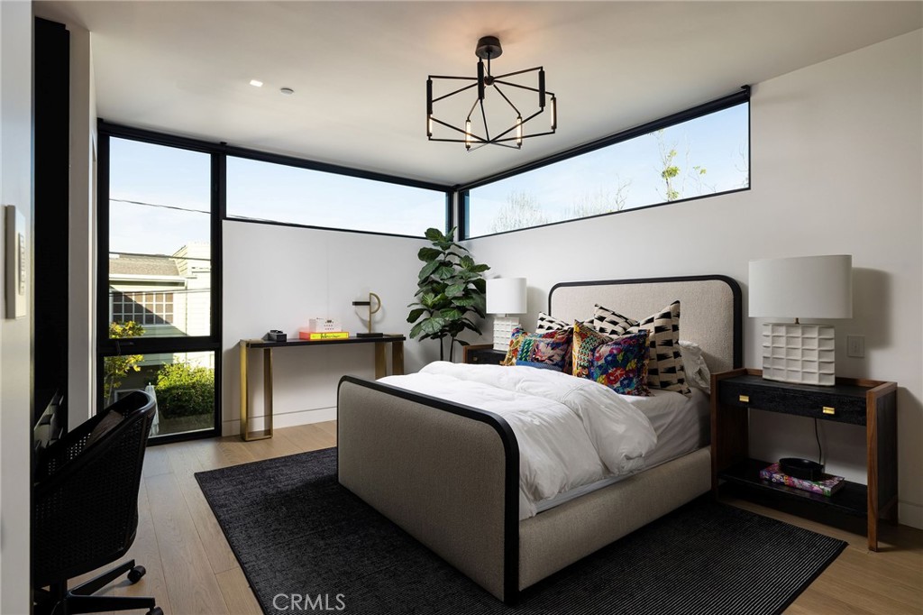 2304 Cliff, Newport Beach CA 92663 - photo 36