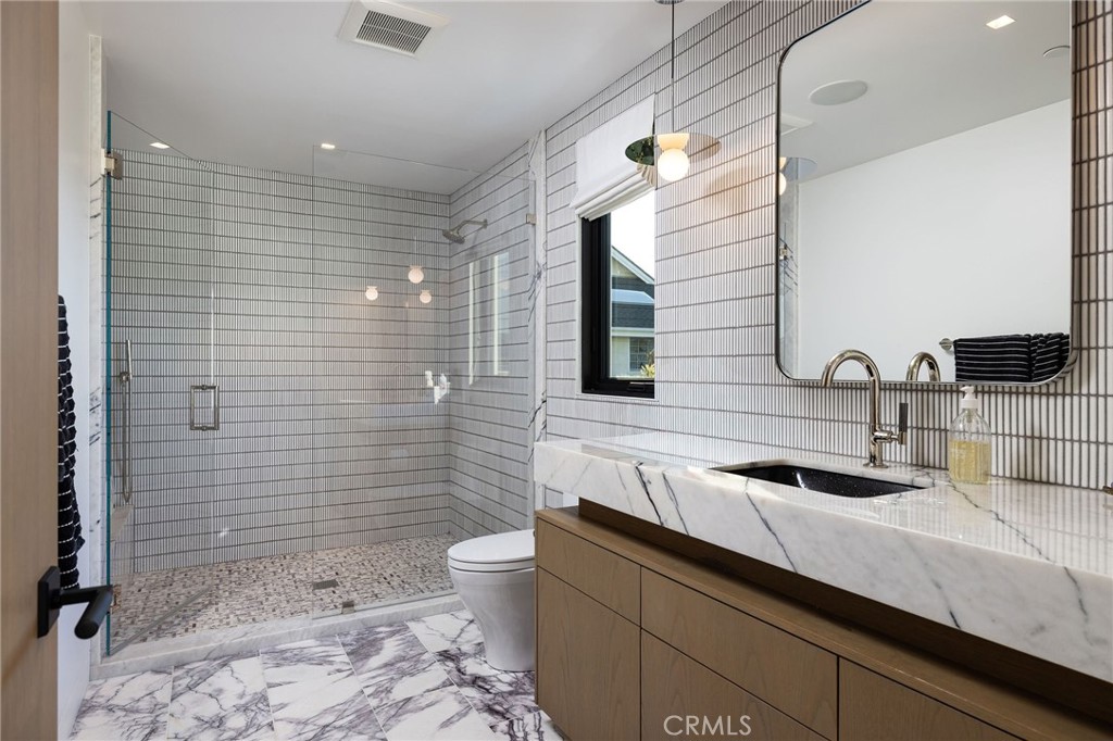 2304 Cliff, Newport Beach CA 92663 - photo 37