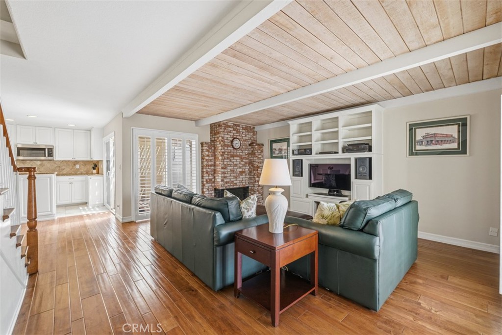 238 Walnut Street, Newport Beach CA 92663 - photo 5
