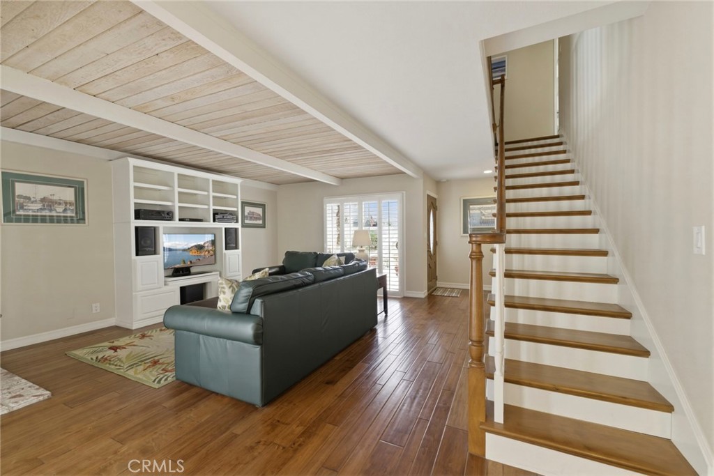 238 Walnut Street, Newport Beach CA 92663 - photo 16