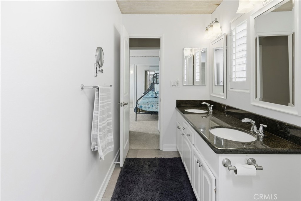 238 Walnut Street, Newport Beach CA 92663 - photo 20