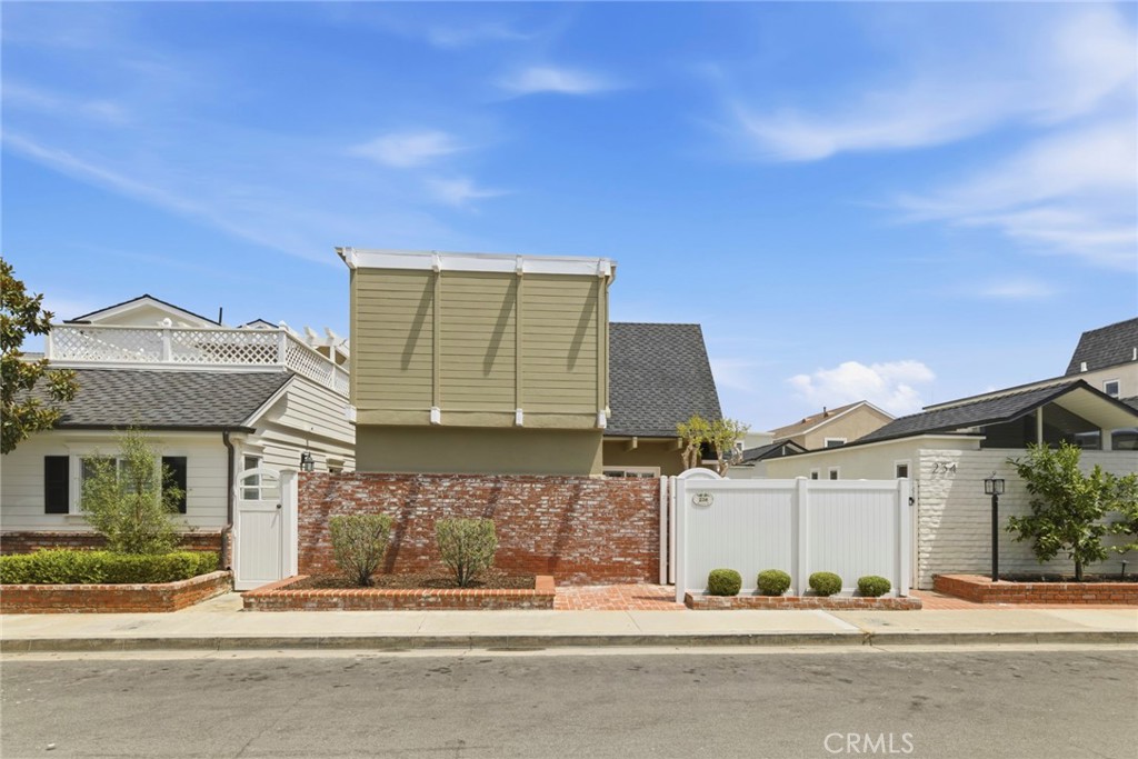 238 Walnut Street, Newport Beach CA 92663 - photo 47