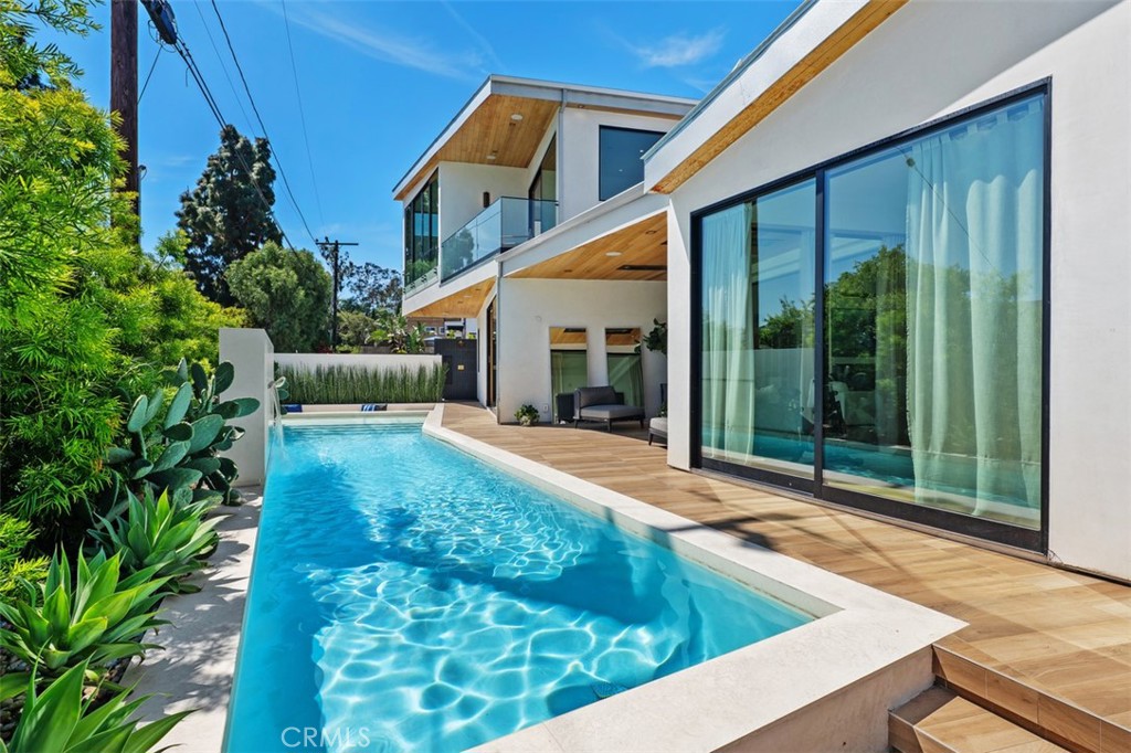 Gorgeous pool - 2398 Redlands Drive, Newport Beach CA 92660 - photo 35