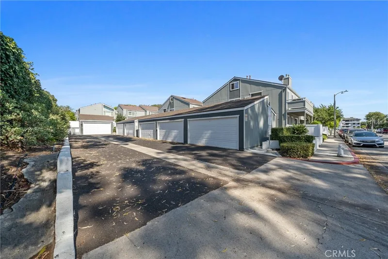 24 Seaside, Newport Beach, CA 92663