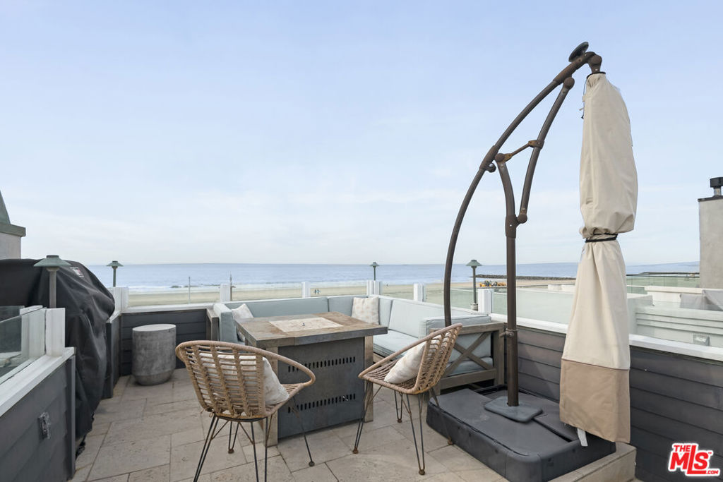 2400 W OCEANFRONT, Newport Beach CA 92663 - photo 17