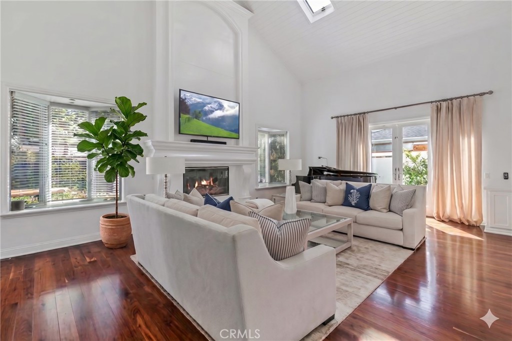2401 Clay, Newport Beach CA 92663 - photo 4