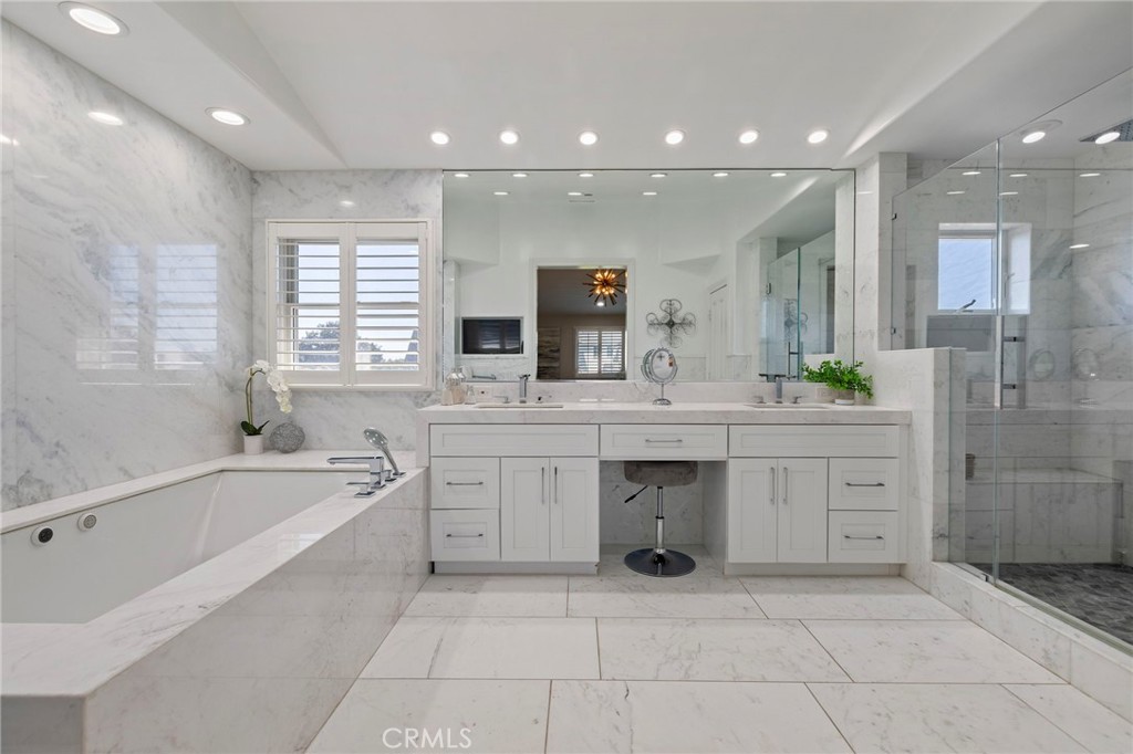 2401 Clay, Newport Beach CA 92663 - photo 15