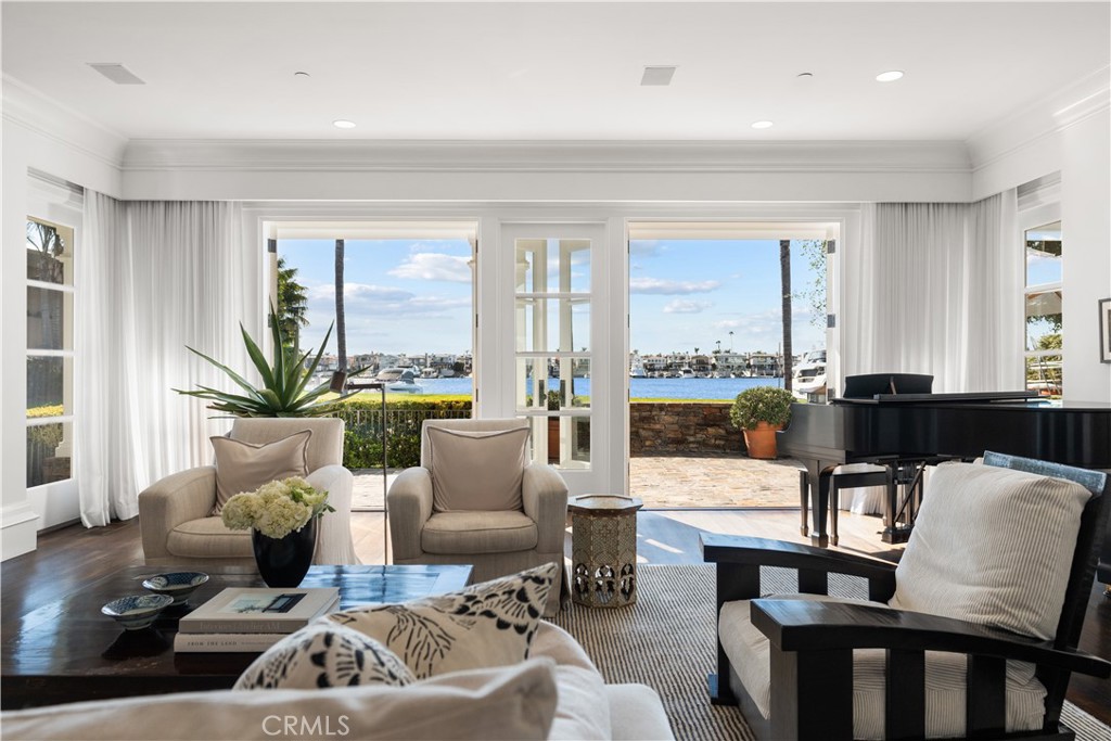2411 Bayshore, Newport Beach CA 92663 - photo 4