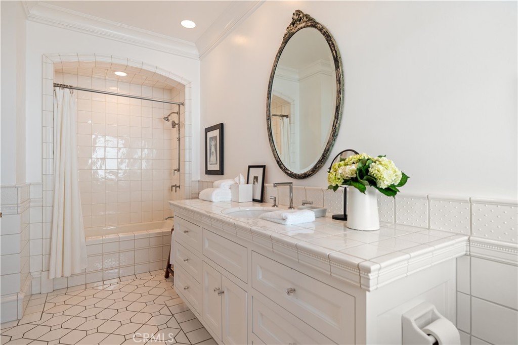 2411 Bayshore, Newport Beach CA 92663 - photo 22