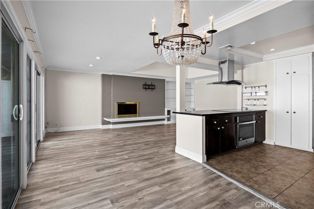 Kitchen & dining - 2424 University Dr, Newport Beach CA 92660 - photo 6
