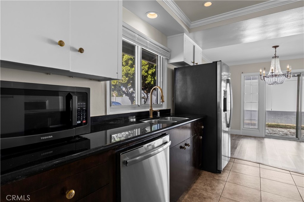 Kitchen - 2424 University Dr, Newport Beach CA 92660 - photo 9