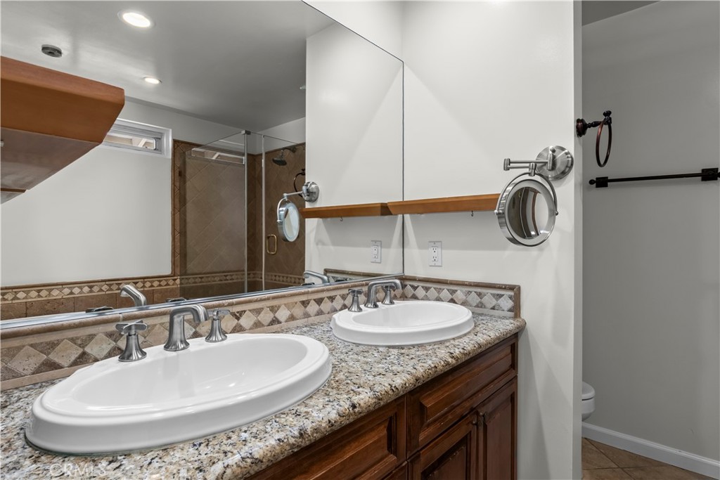 2424 University Dr, Newport Beach CA 92660 - photo 20