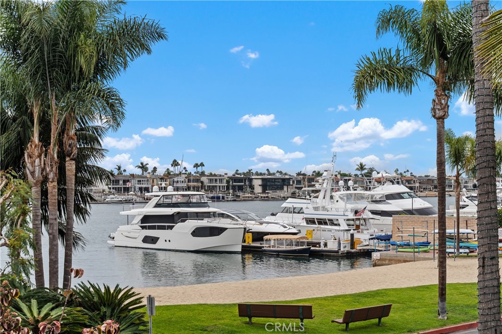 One of the Best locations in Bayshores!! Across from the beach and very private! - 2431 Bayshore, Newport Beach CA 92663 - photo 2