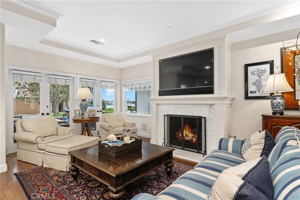 2431 Bayshore, Newport Beach CA 92663 - photo 14