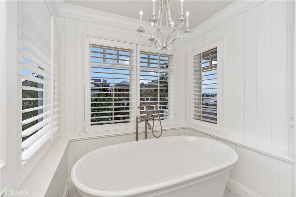 2431 Bayshore, Newport Beach CA 92663 - photo 22
