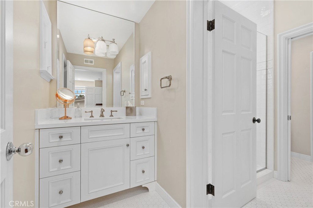 2431 Bayshore, Newport Beach CA 92663 - photo 27