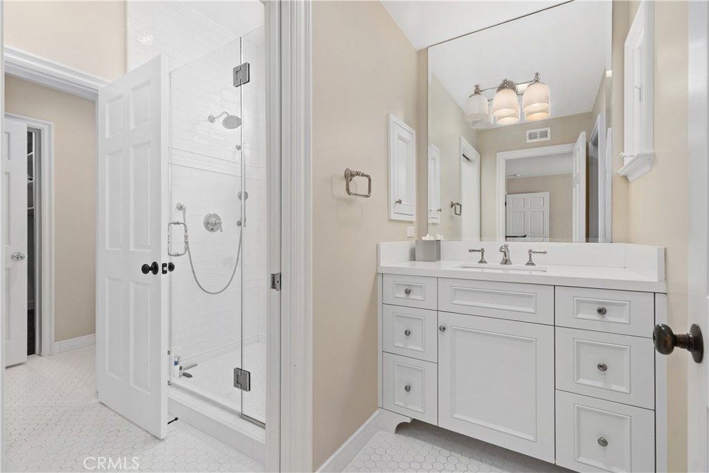 2431 Bayshore, Newport Beach CA 92663 - photo 28