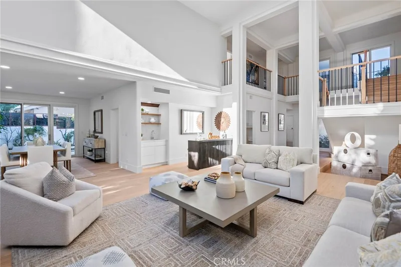 25 Rue Grand Ducal, Newport Beach