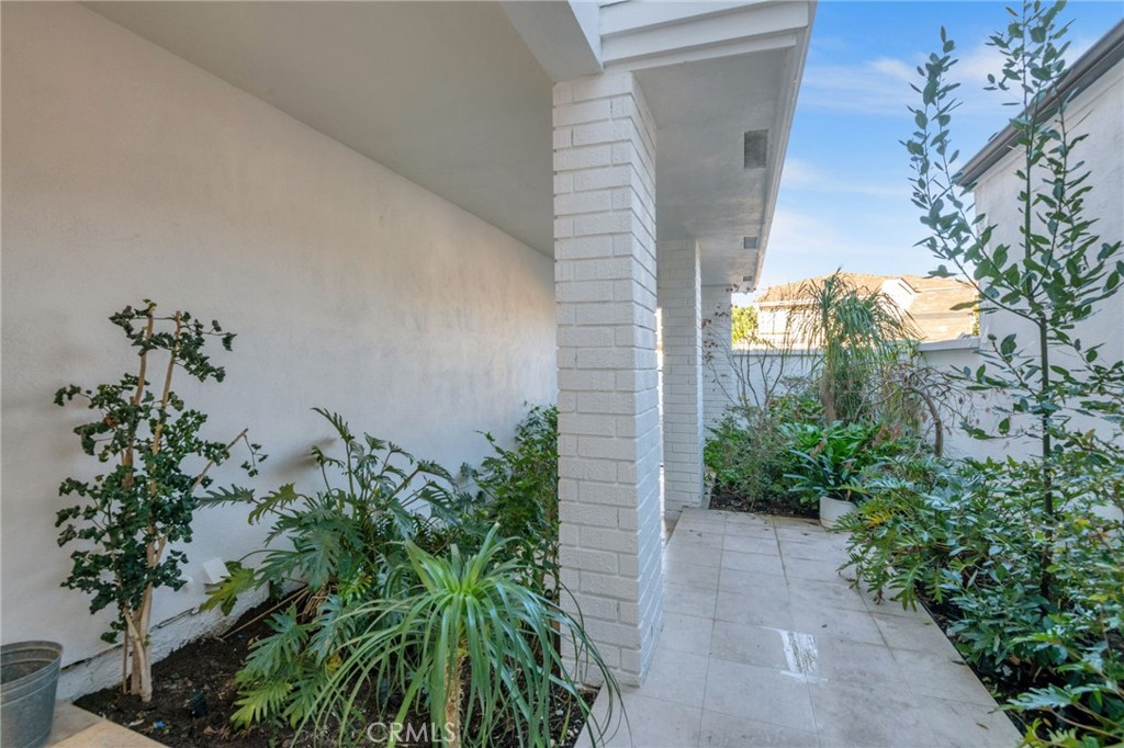 25 Rue Grand Ducal, Newport Beach CA 92660 - photo 4