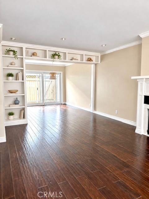 25 Sand Dollar Court, Newport Beach CA 92663 - photo 2