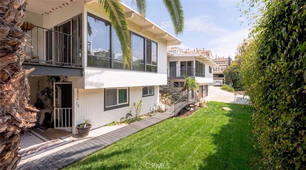 2516 Bayside Dr, Newport Beach CA 92625 - photo 2