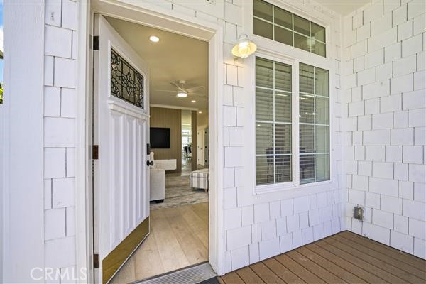 252 Mayflower, Newport Beach CA 92660 - photo 3