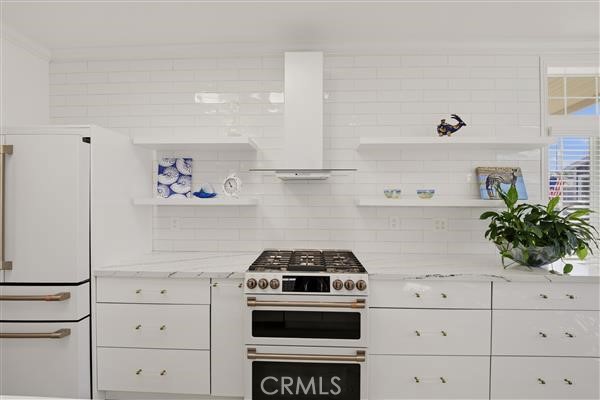 252 Mayflower, Newport Beach CA 92660 - photo 10