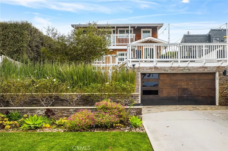 2520 Cliff Drive, Newport Beach