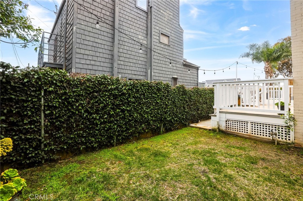 Back yard - 2520 Cliff Drive, Newport Beach CA 92663 - photo 28