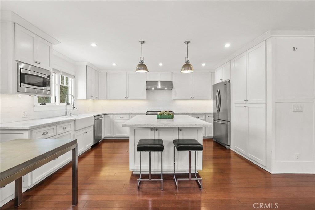 Kitchen - 2520 Cliff Drive, Newport Beach CA 92663 - photo 30