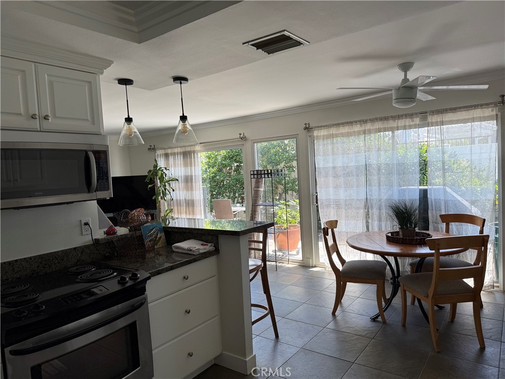 2522 University, Newport Beach CA 92660 - photo 7