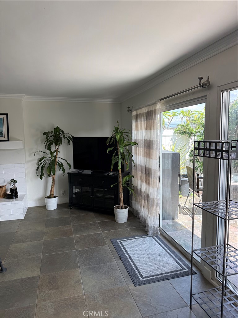 2522 University, Newport Beach CA 92660 - photo 8