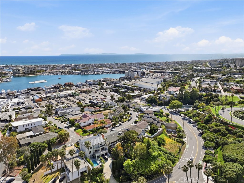 255 Ocean View, Newport Beach CA 92663 - photo 2