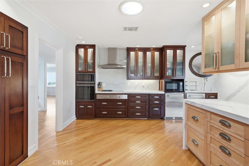 255 Ocean View, Newport Beach CA 92663 - photo 11