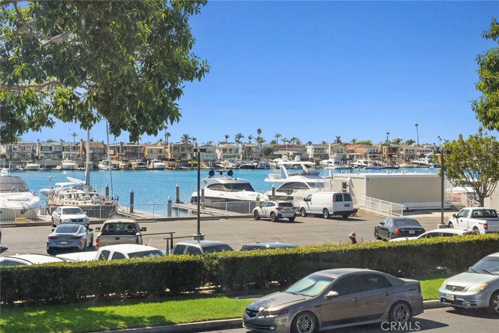 2551 Bayshore Drive, Newport Beach CA 92663 - photo 2