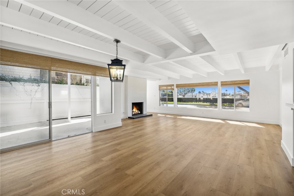 2551 Bayshore Drive, Newport Beach CA 92663 - photo 8