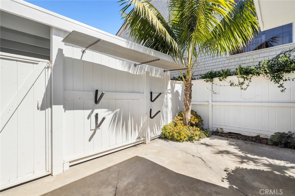 2551 Bayshore Drive, Newport Beach CA 92663 - photo 23
