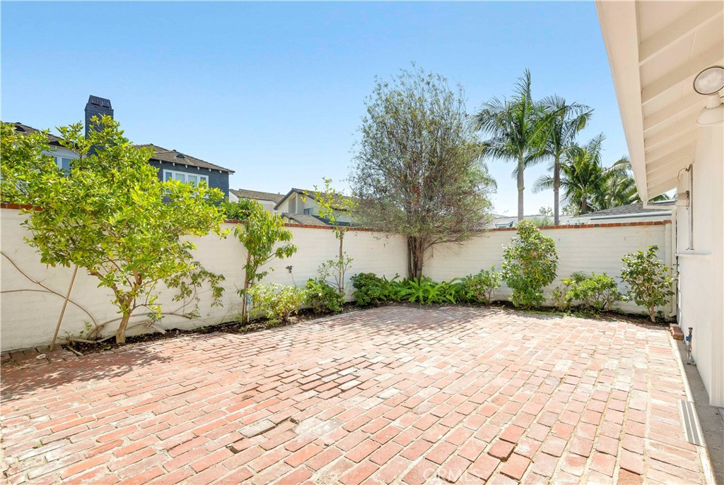 2562 Vista Drive, Newport Beach CA 92663 - photo 12