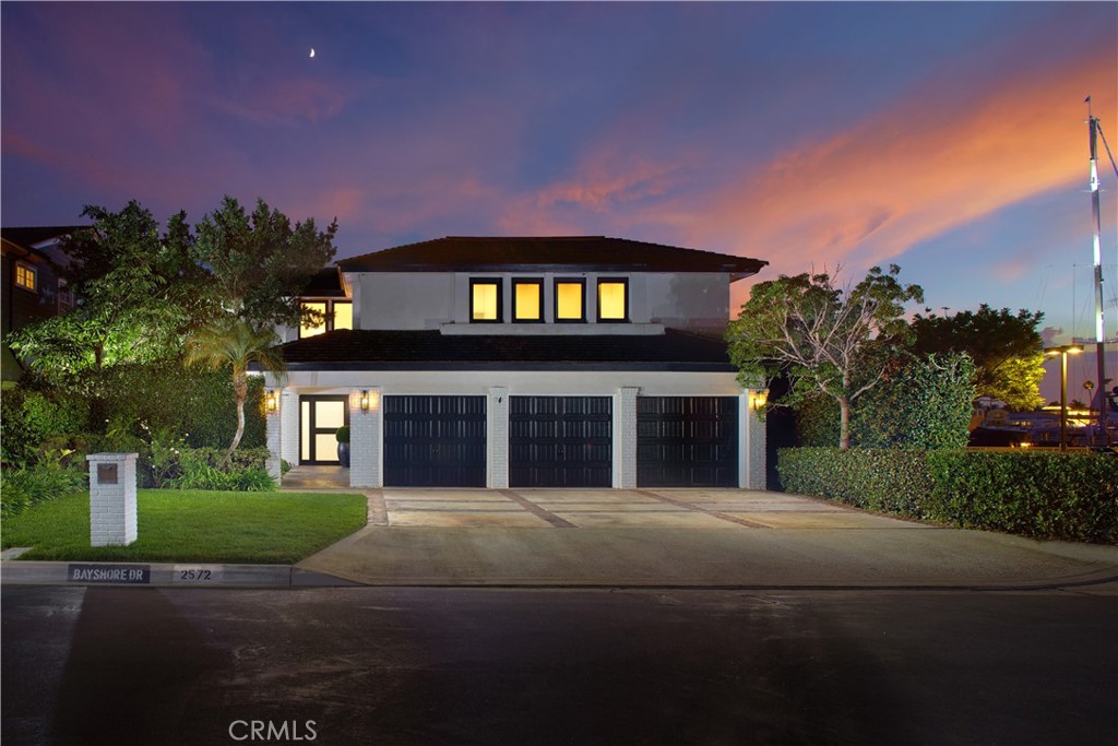 2572 Bayshore Drive, Newport Beach CA 92663 - photo 4