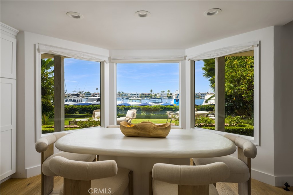 2572 Bayshore Drive, Newport Beach CA 92663 - photo 17